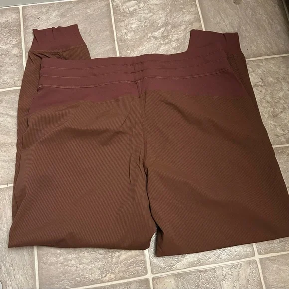 lululemon athletica Women's Brown Track Joggers Size 14 - Picture 3 of 4